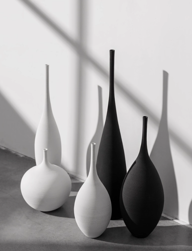 Strata Black Bottle Vase