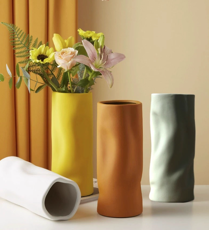 Shizuku Sculptural Vase