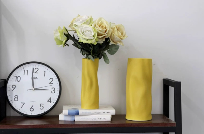 Shizuku Sculptural Vase