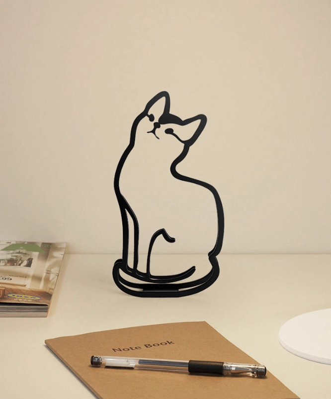 Feline Silhouette Minimal