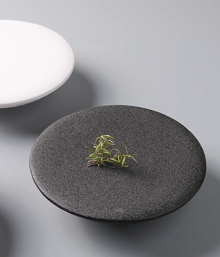 Zenith Serving Plates (3 pieces)