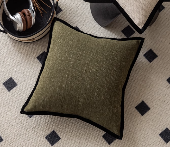 The Kichō Border Cushion